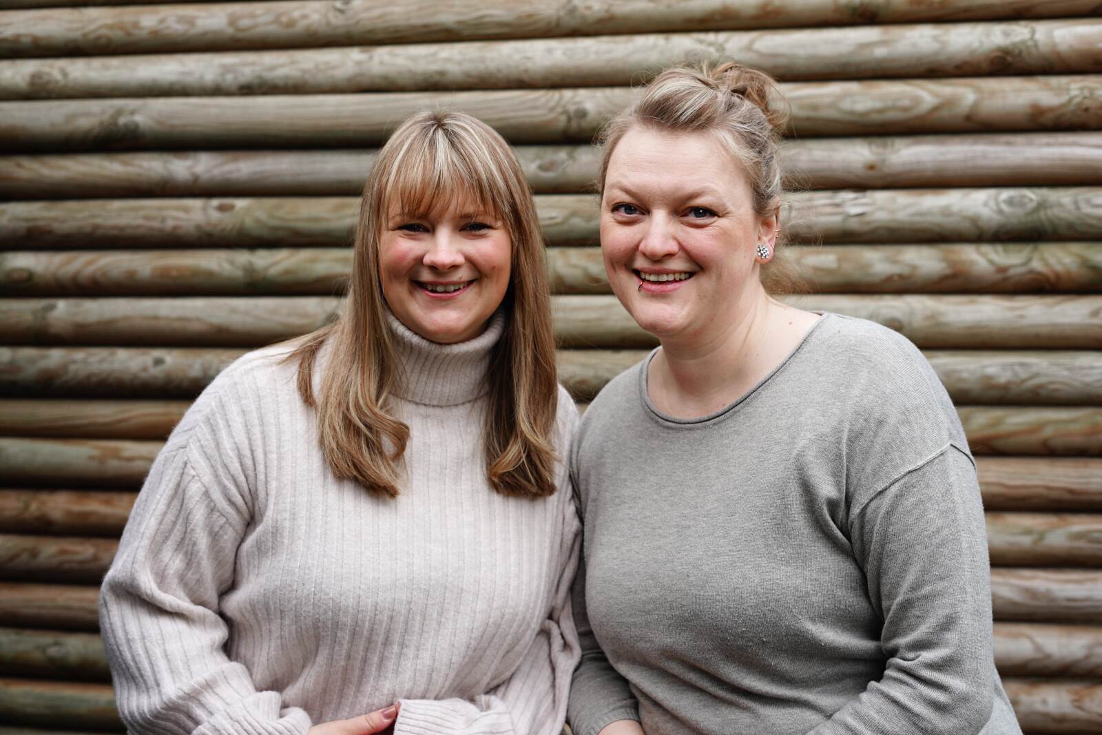 Nathalie und Jenny zusammen auf einem Profilbild 